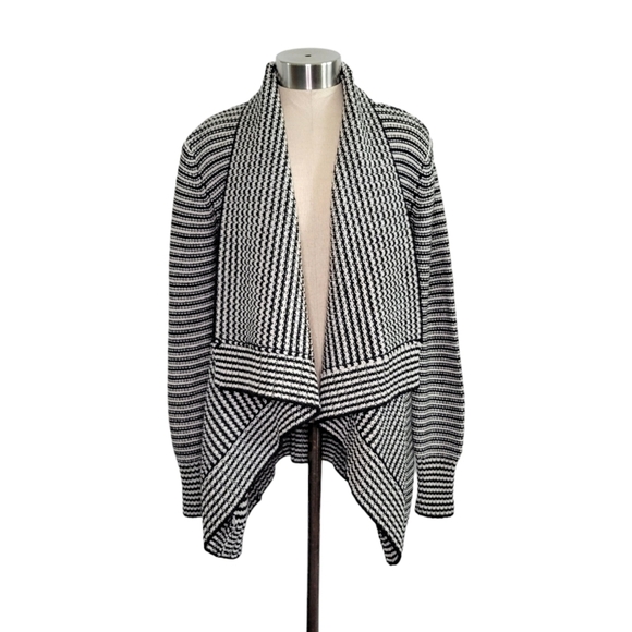 Merona Black & White Striped Thick Knit Waterfall Cardigan Sweater Womens Size M - Picture 1 of 7
